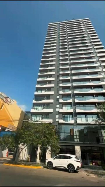 🚀 Nuevo proyecto en Lince, Lima

En Embarba Elevadores seguimos desarrollando soluciones de elevación que combinan tecnología, seguridad y confort.

Este ascensor dúplex cuenta con 35 paradas y capacidad para 10 personas, diseñado para brindar un desplazamiento eficiente y seguro en cada recorrido.

Embarba Elevadores | Tecnología que te eleva.

#EmbarbaElevadores #Ascensores #Elevadores #Lince #Lima #Ingeniería #Tecnología #Seguridad #MovilidadVertical